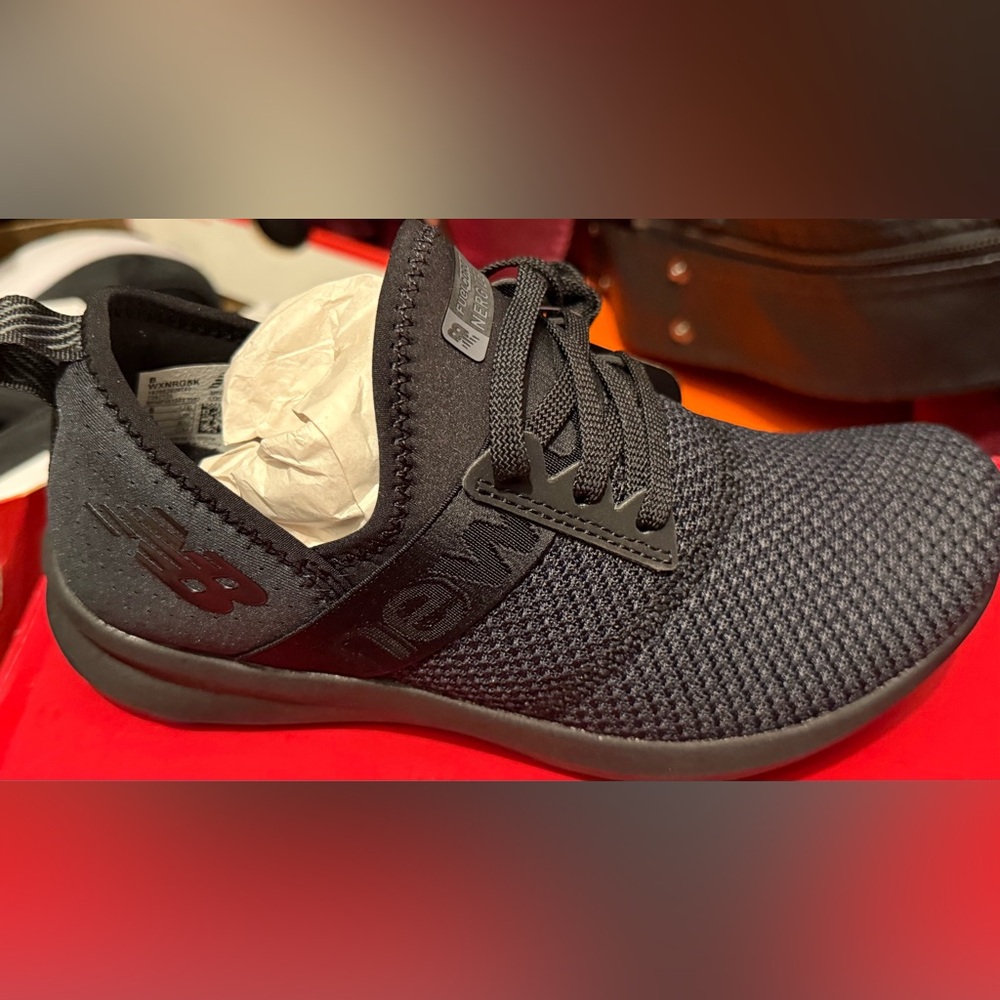 New Balance Black WXNRGSK Sneakers - Picture 2 of 7